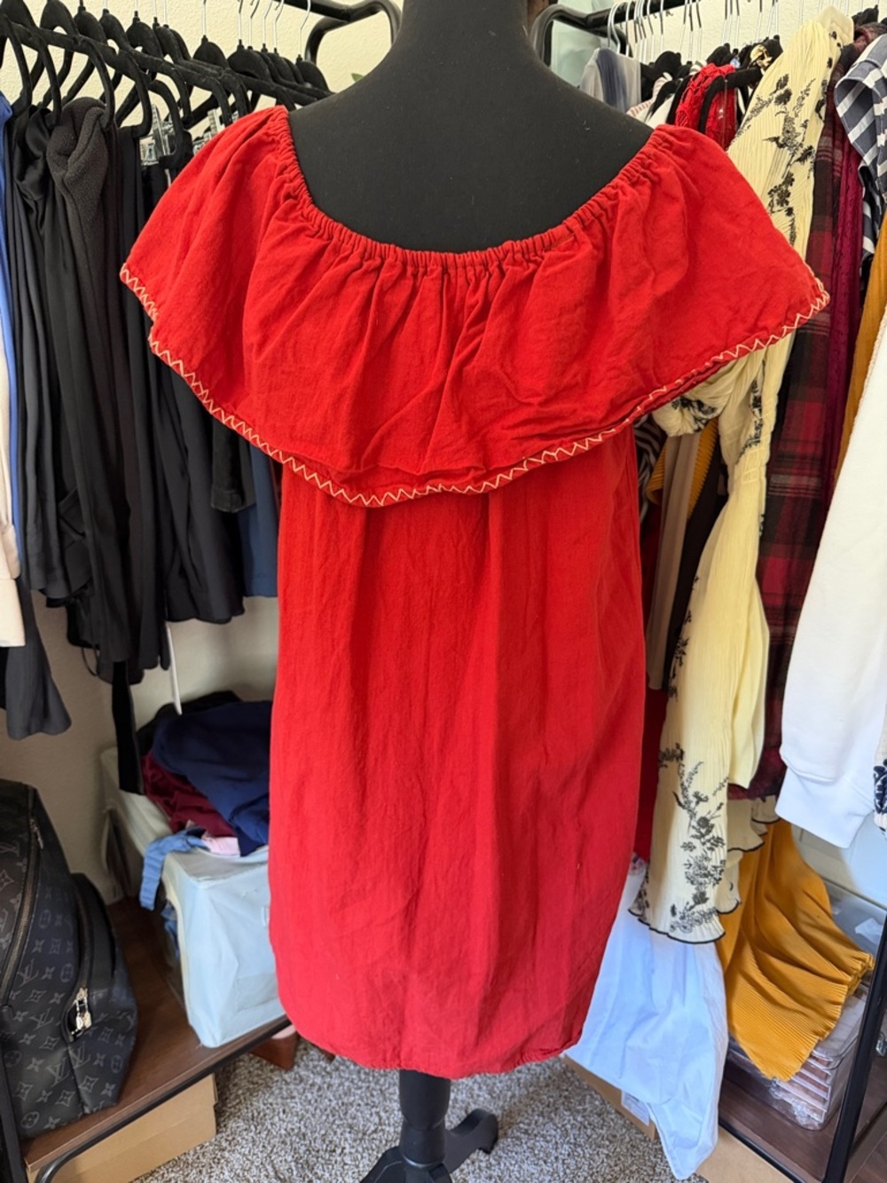 Women’s Red Off-Shoulder Embroidered Mini Dress - Picture 7 of 7